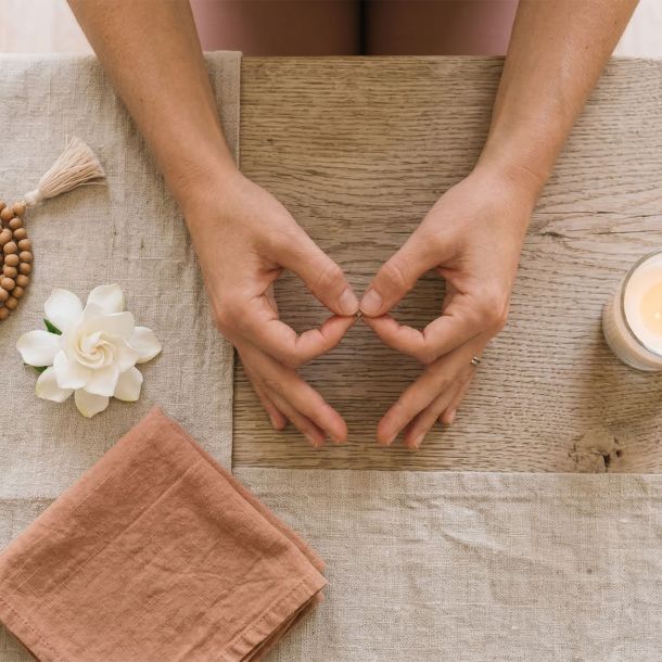 images/2026/en-meditation-traditions-around-the-world-womens-hands-mala.jpg#joomlaImage://local-images/2026/en-meditation-traditions-around-the-world-womens-hands-mala.jpg?width=2560&height=1440